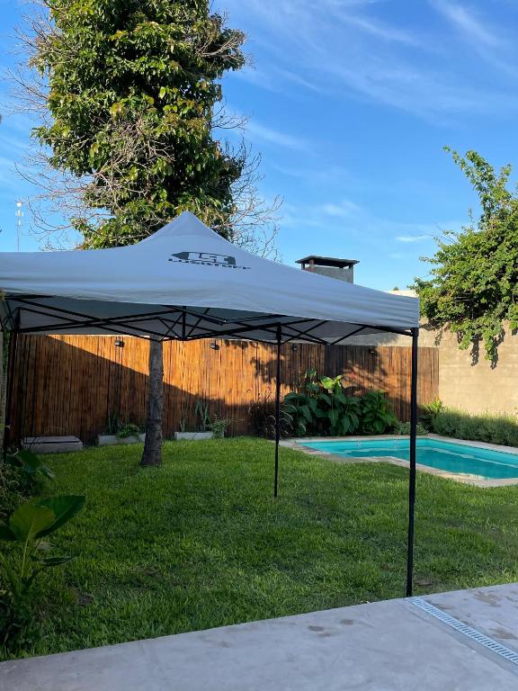 Casa de descanso familiar con pileta - 1