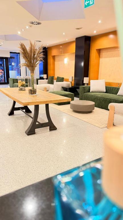 Hotel Junior by OasiGroup Hotels - 5
