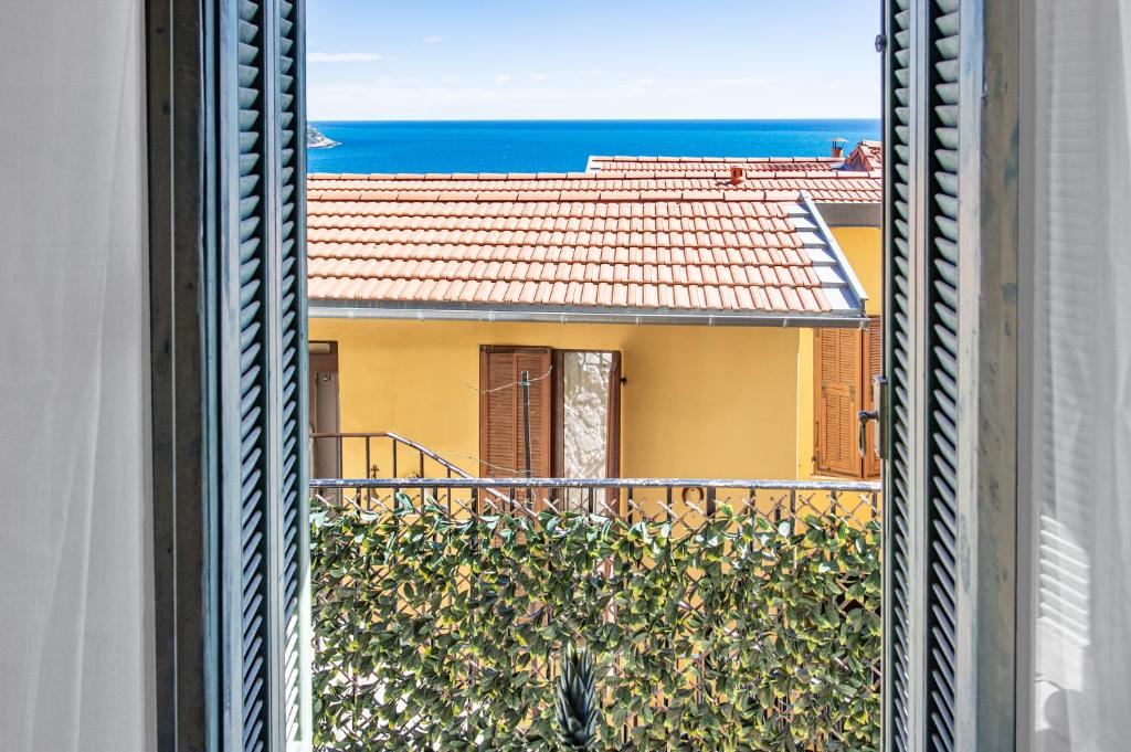 Proche Monaco - Sublime studio - Balcon & Vue - FZ - 4
