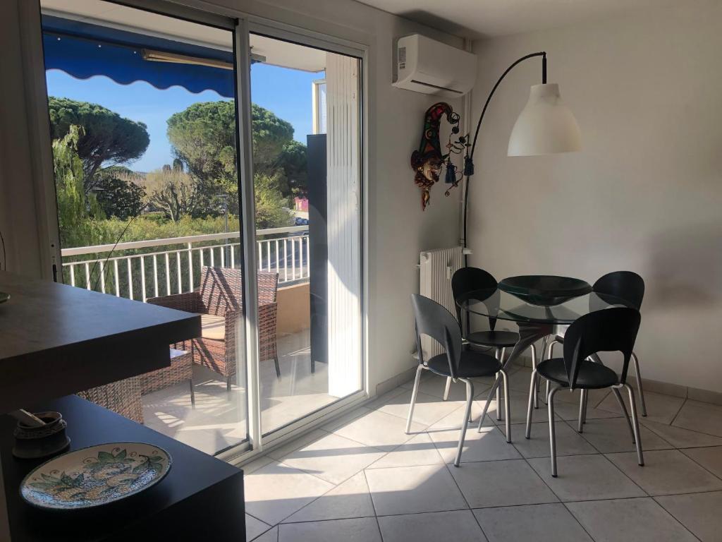 Grand appartement rénové 70m2 - 2 chambres - plages à proximité - Sanary - 4