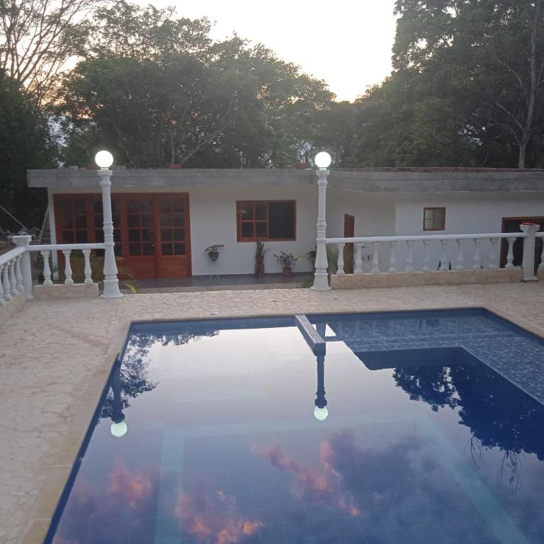 Finca de Recreo Villa Laura Ubicada en Sopetran Antioquia Colombia - 1