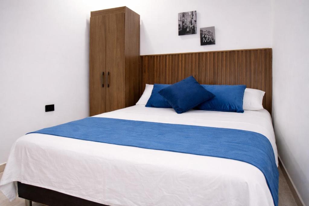 Hotel Barcelona - 4