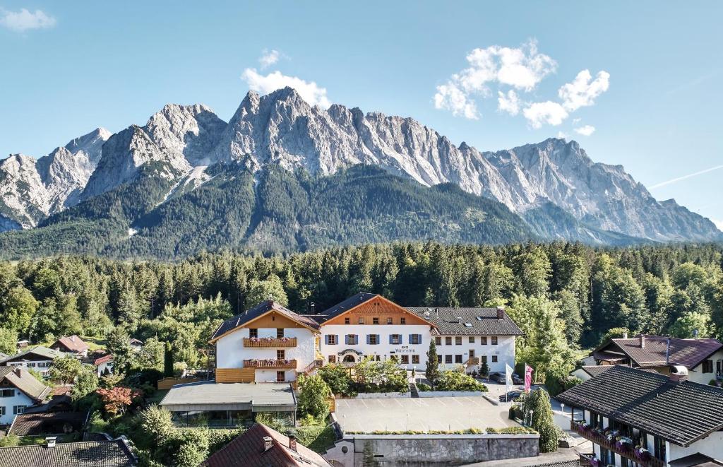 Romantik Alpenhotel Waxenstein - 1