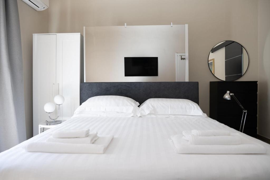 Elegant apartment few steps from Bari's heart by Pausa Stays - 1