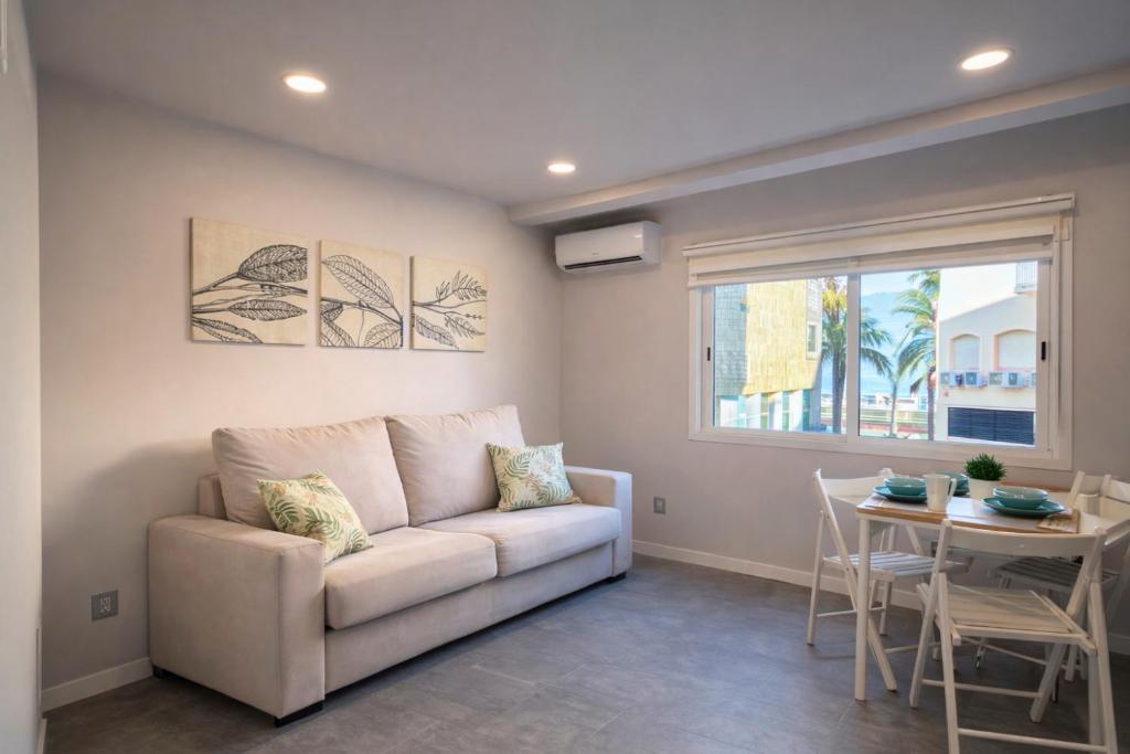 Suites Prieto Fuengirola Centro - 1