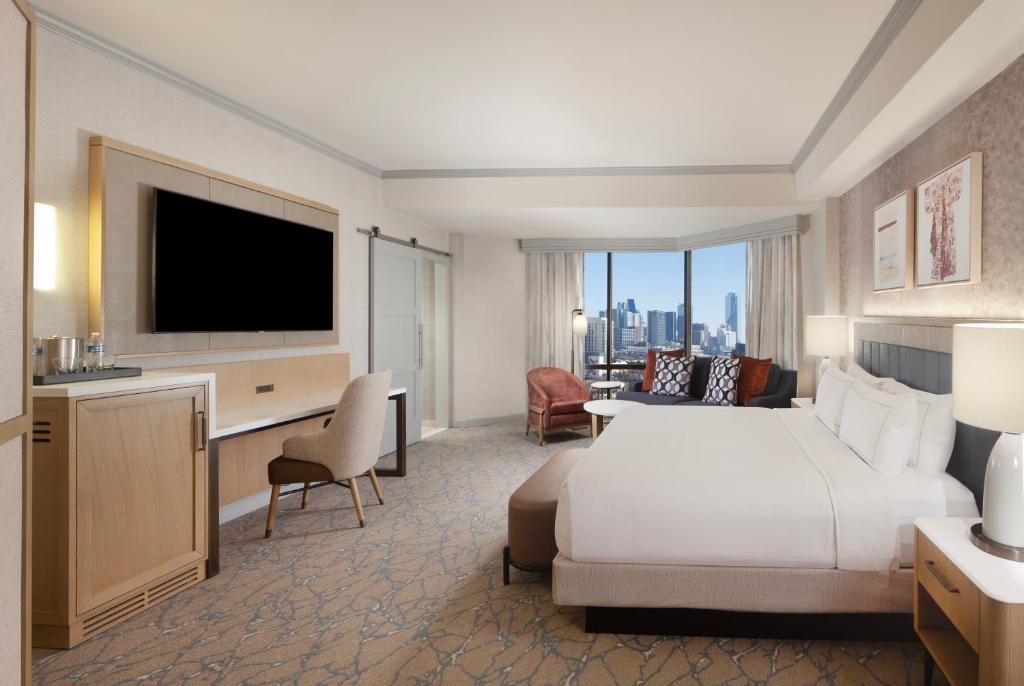 ヒルトン アナトール (Hilton Anatole, Dallas)