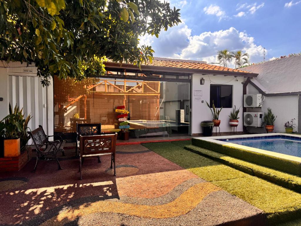 Casa con Piscina y Quincho a 8 min del aeropuerto - 1