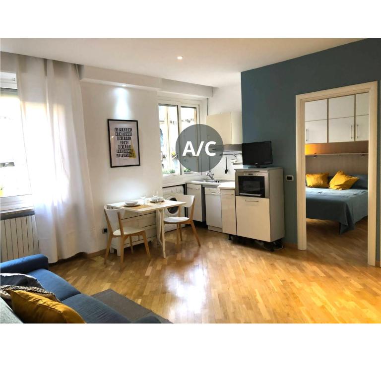 Central Torino Apartment with Balcony Walk to Porta Nuova & Metro - 1