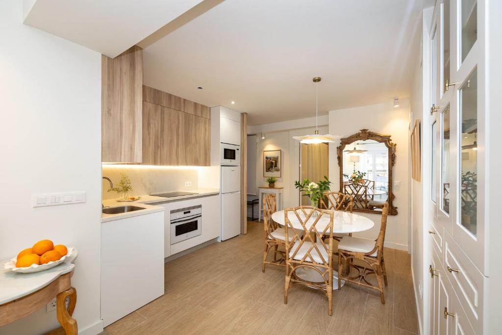 ChezmoiHomes Balcon del Cipres 1 - 4