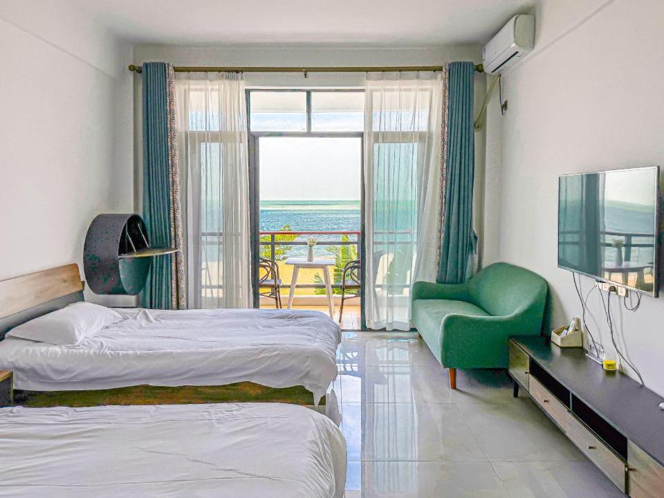 Sea Say Hotel 외관 및 테라스