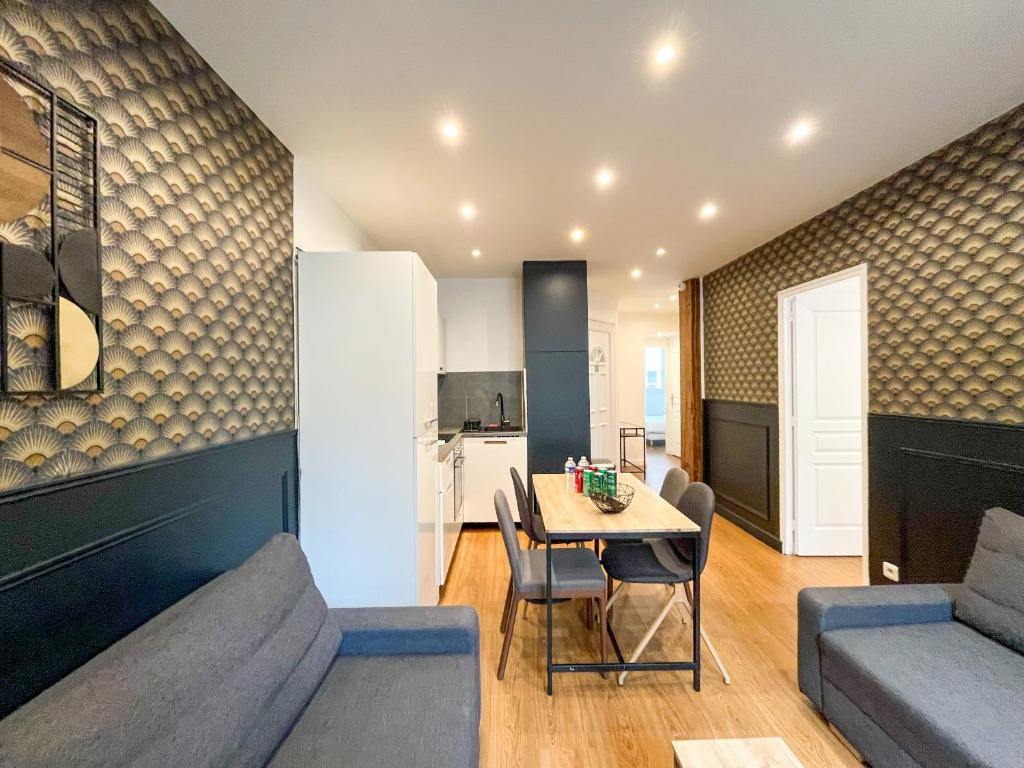 Urban Flat 18 - Charming 2BDR Parisian Home - 2