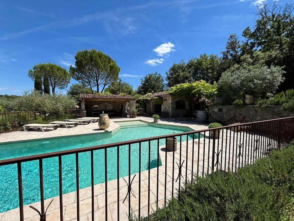 Villa de charme entre oliviers et lavande - 2