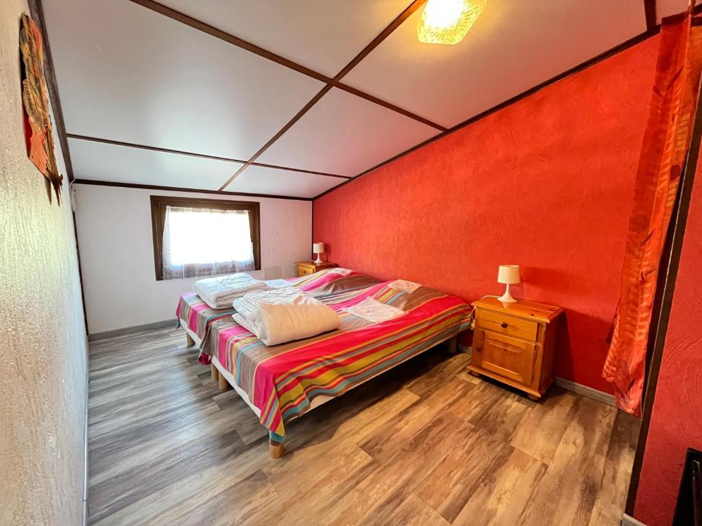 Domaine de vacances à 600m de la plage villa 3 chambres climatisées, 7 couchages, WIFI, terrasse, parking, animations et piscines en supplément LRPDSR8 - 5