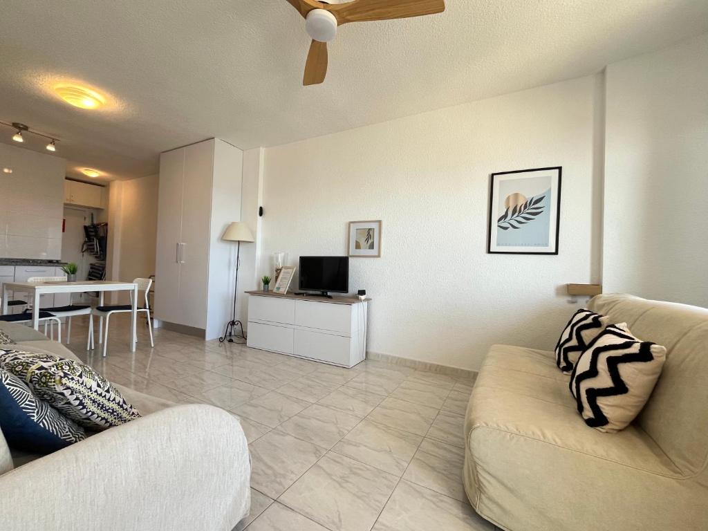 Carlotti Beachfront Apartment - Santa Pola - 4