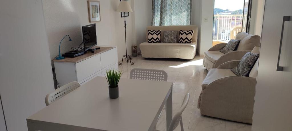 Carlotti Beachfront Apartment - Santa Pola - 5