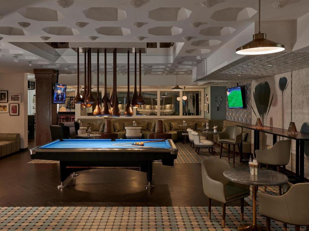Bar/lounge