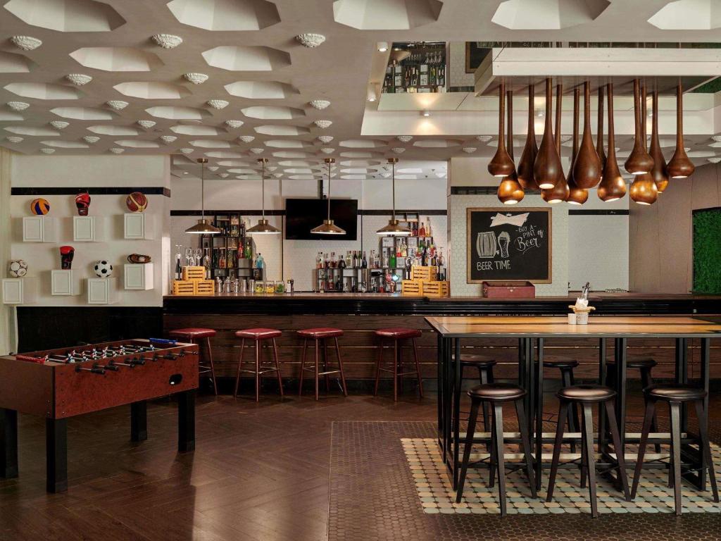 Bar/lounge