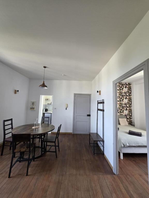 Cocon urbain avec jardin - appartement proche hôpital - 5