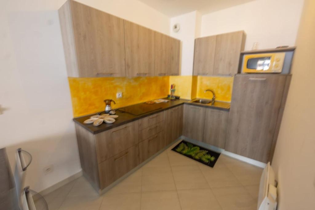 110I - Joli 2P avec terrasse piscine et parking - 3