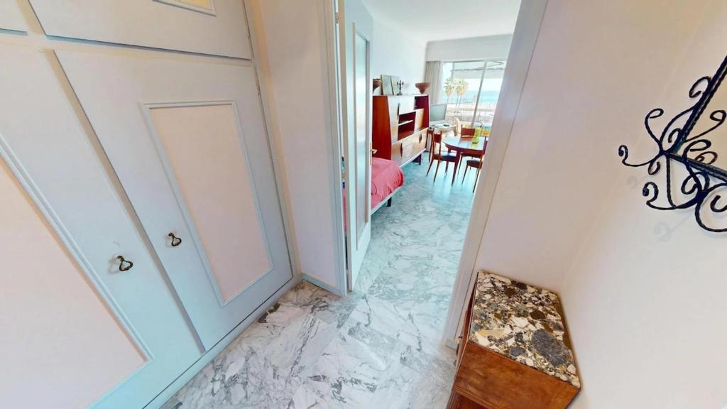 112N - Grand studio et plages face mer avec terrasse - 2