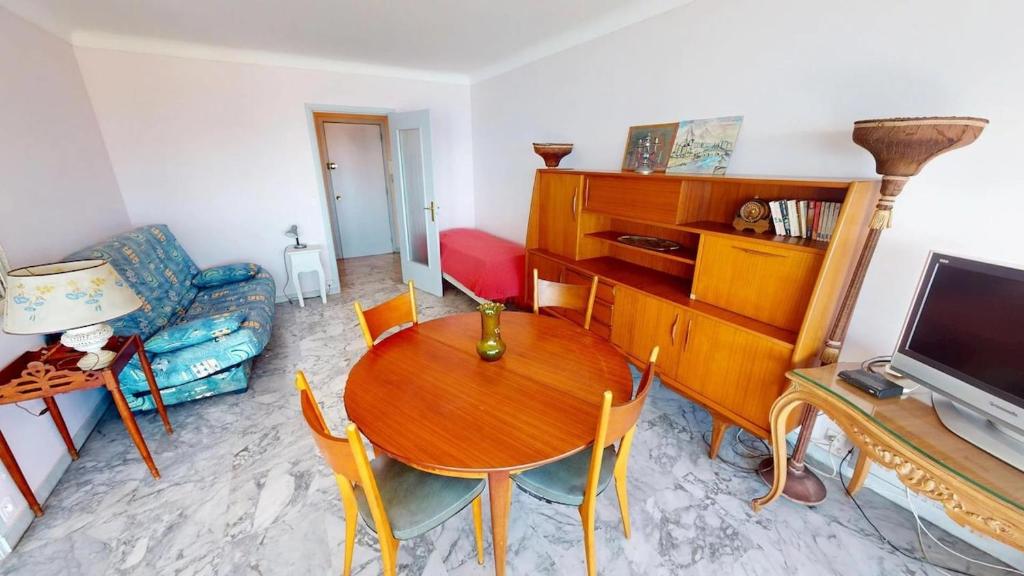 112N - Grand studio et plages face mer avec terrasse - 3