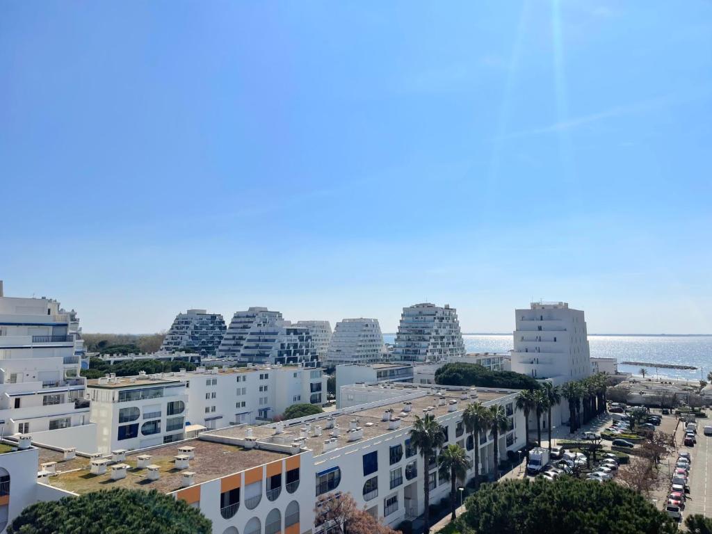 PGH N56 - Vue mer, Centre ville - 3