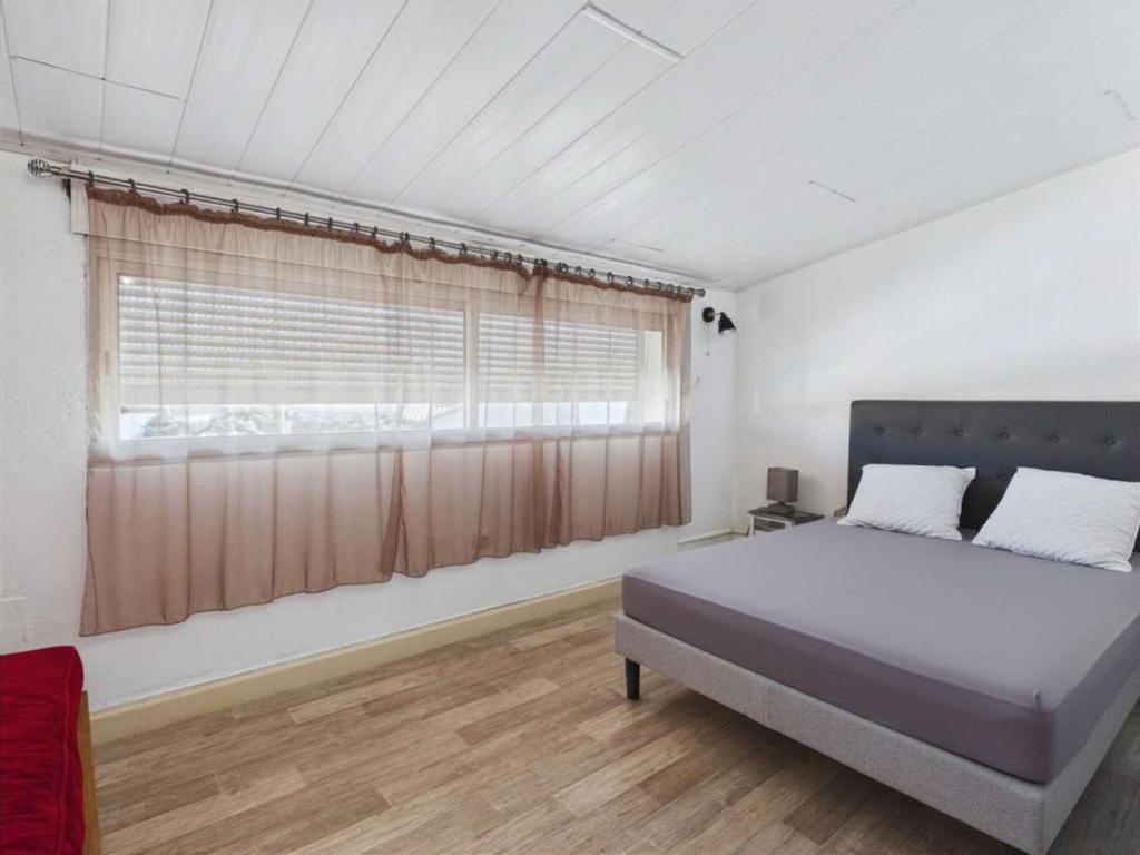 Villa confortable 3 pièces, 6 pers, terrasse et parking privé - FR-1-326-411 - 2