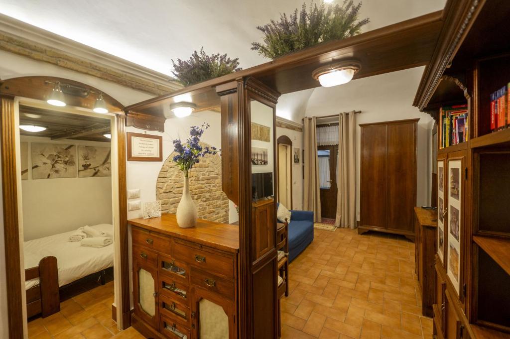 Romantic nest by Piazza Navona - 1
