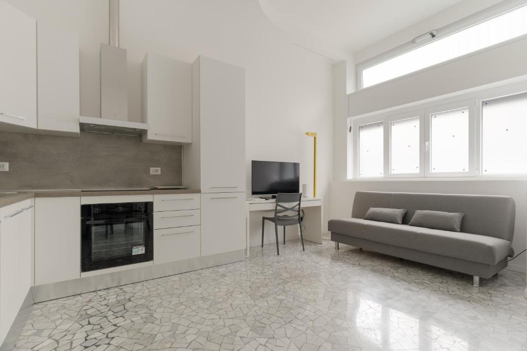 GuestHost - Cozy Flat near Central & Grec0 Pirelli Stations - 1
