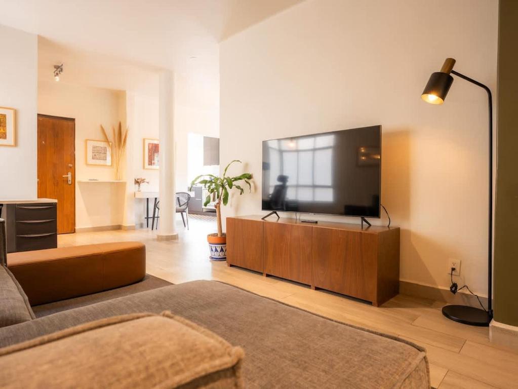 Stylish Polanco Apartment by Parque Lincoln - 2