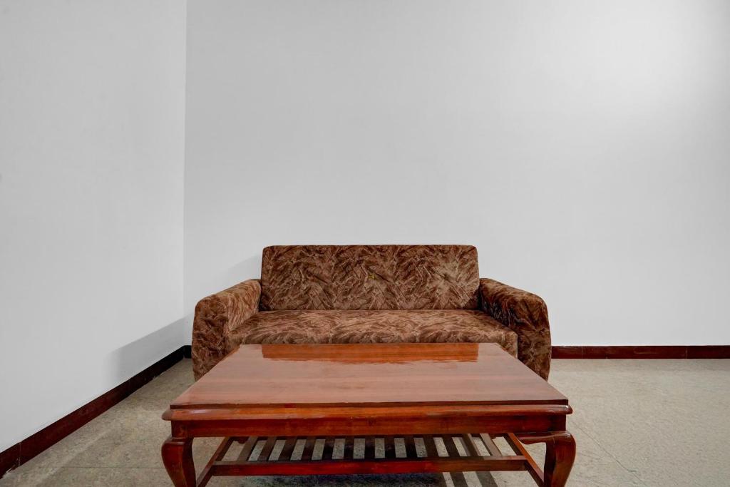 フロント・ロビー