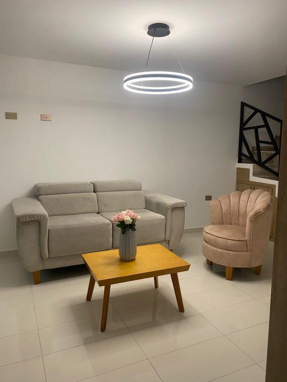 Hermosa Casa Amoblada con Excelente Ubicación - 5