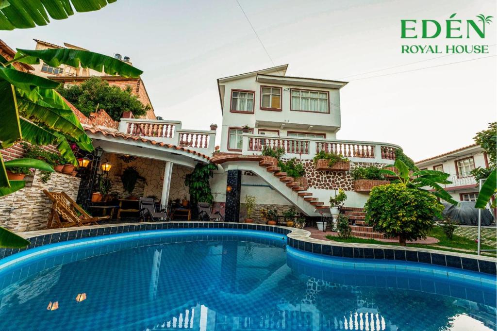 Eden Royal House - 1