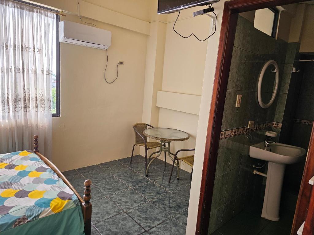 Hostal Haziel - 2