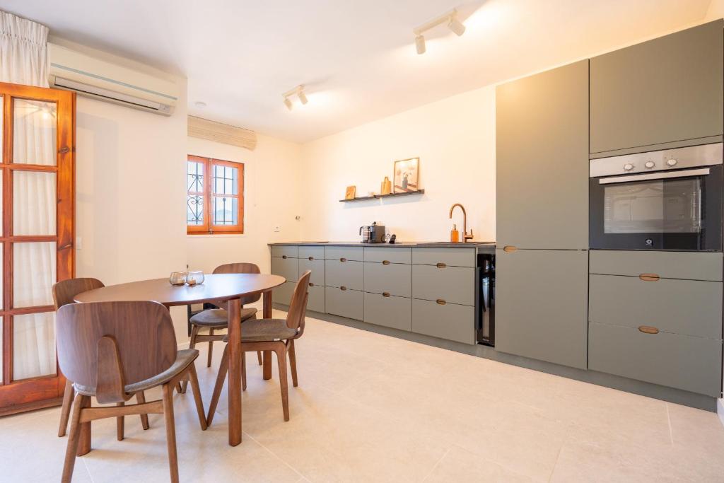 Puebla Aida Unique - Charming Renovated 2 bedroom - 4