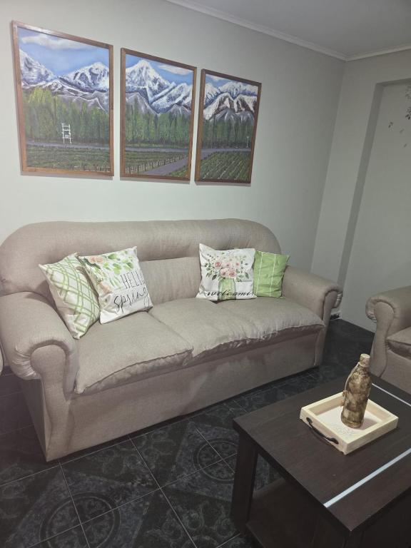 Full Apartment near Shopping Mall - 1