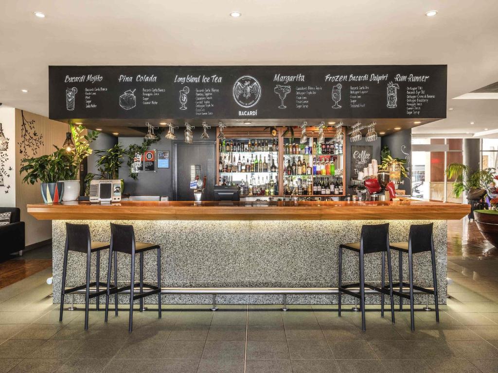 Bar/lounge