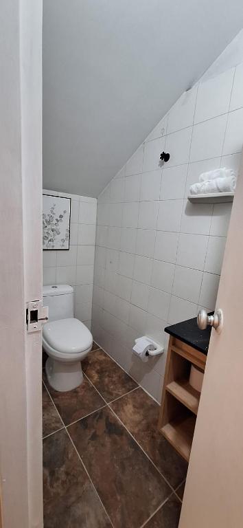 Apartaestudio in the heart of Medellín Laureles with a Comfortable king Bed - 5