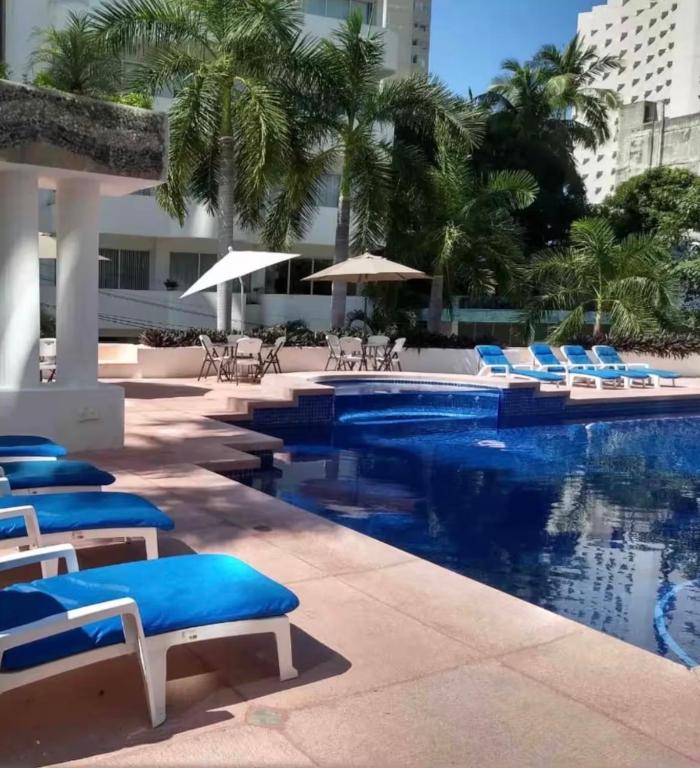 Costera Acapulco, Club Deportivo - 2
