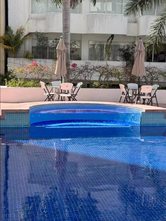 Costera Acapulco, Club Deportivo - 5