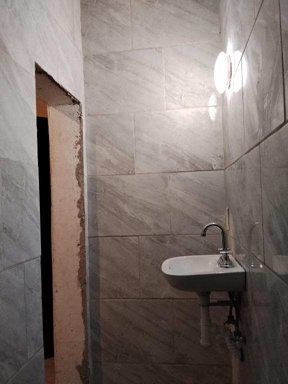 Habitación amueblada con todo - 3