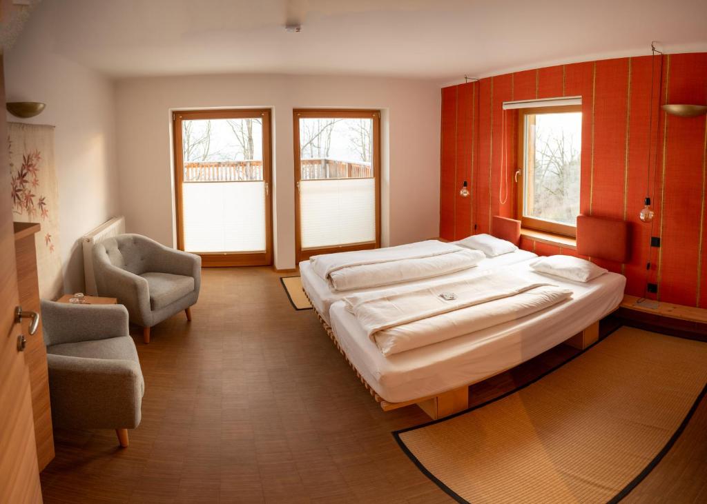 Soami Spaces - Alpine Hideaway - 3