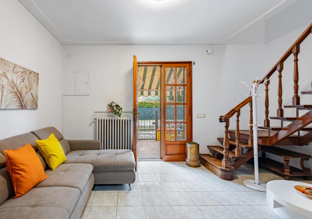 Hostly G&G Home - 2