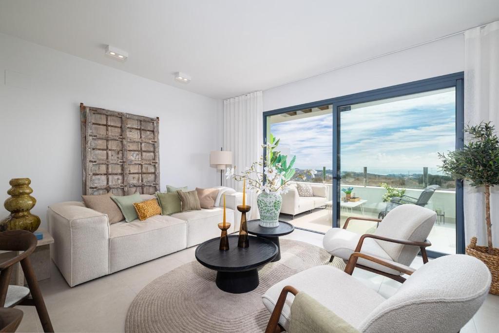 Stunning 2 Bedroom Apt in Ipanema Homes - RDR544 - 1