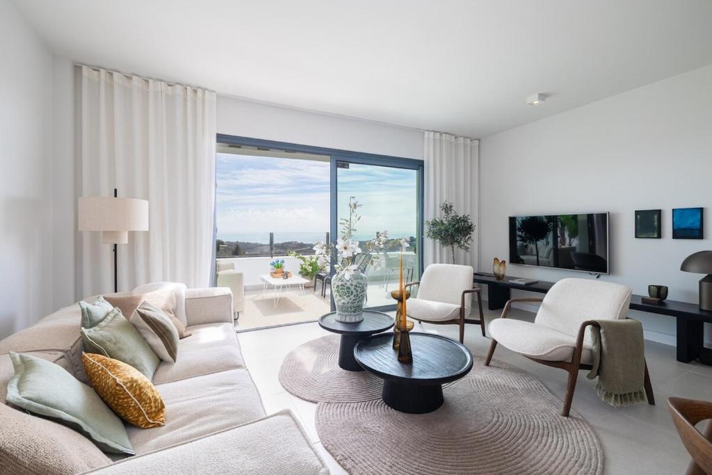 Stunning 2 Bedroom Apt in Ipanema Homes - RDR544 - 3