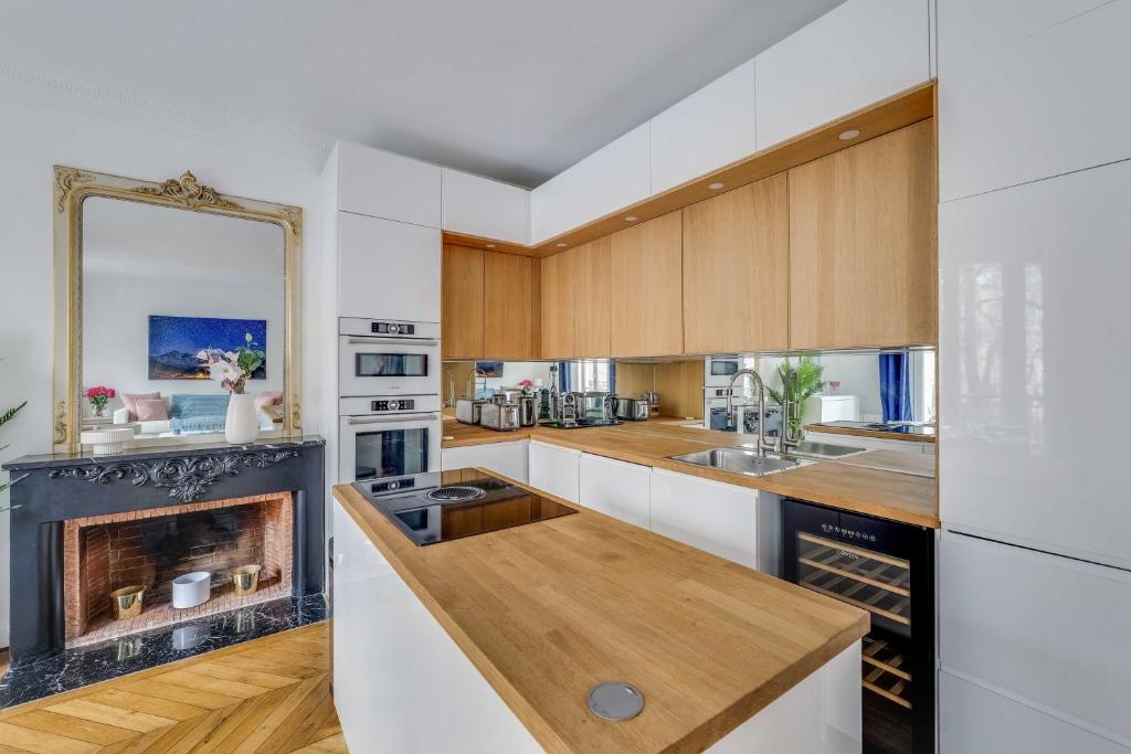 Family apt - 4BDR 8P - Arc de Triomphe - 2