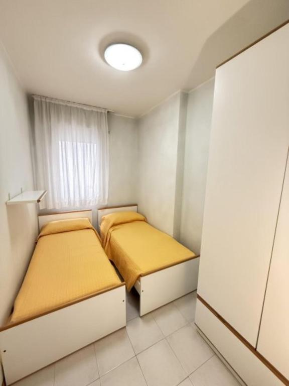 Perfect holiday flat with pool - 3