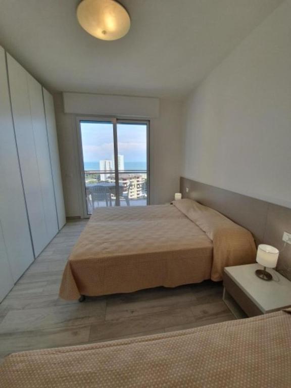 Ideal getaway apartment near the beach - 5