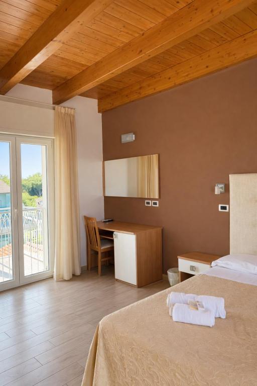 Camere comfort con terrazza Solarium Favorita - 3