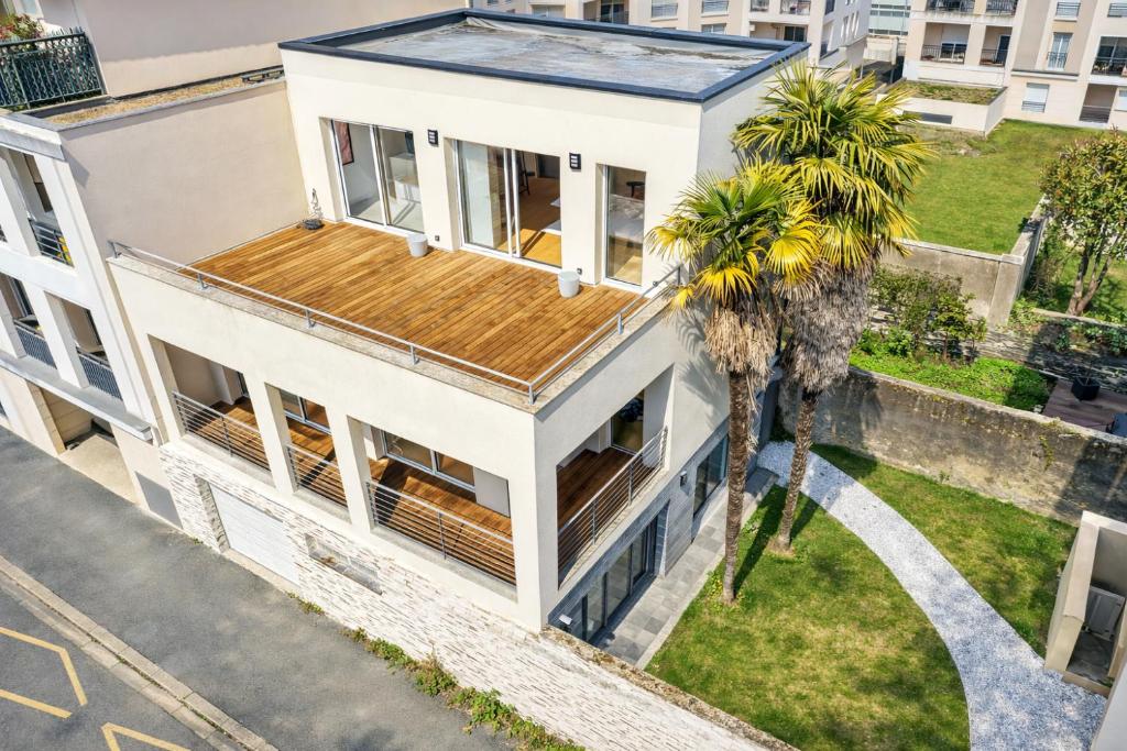 Maison Alta - BIG House en ville - Rooftop, Garage, Jardin et Barbecue - 1
